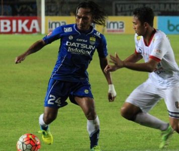 Gelandang Persib, Hariono, sukses mencatat gol perdananya saat melawan Perseru, Rabu (30/11). (net)