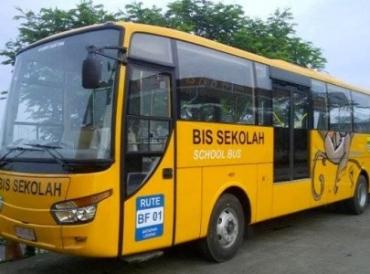 Bus Sekolah