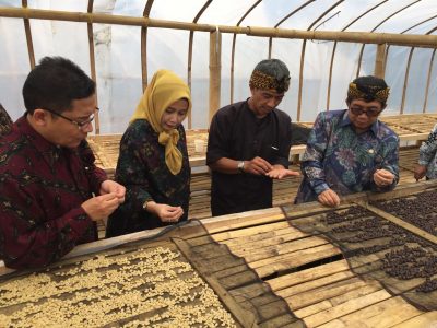 jabartoday.com/ISTIMEWA